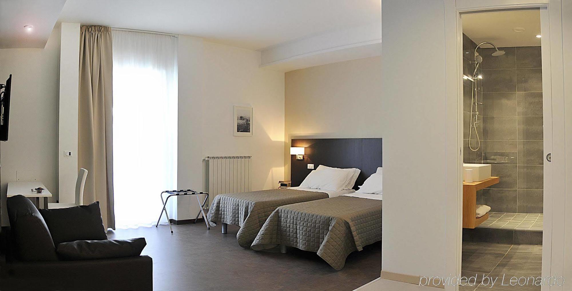 Le Stanze Sul Corso Bed and Breakfast Pescara Exteriör bild