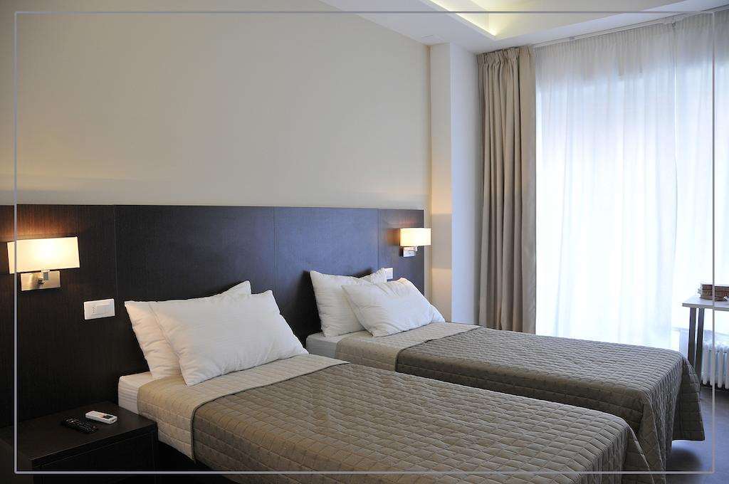 Le Stanze Sul Corso Bed and Breakfast Pescara Rum bild